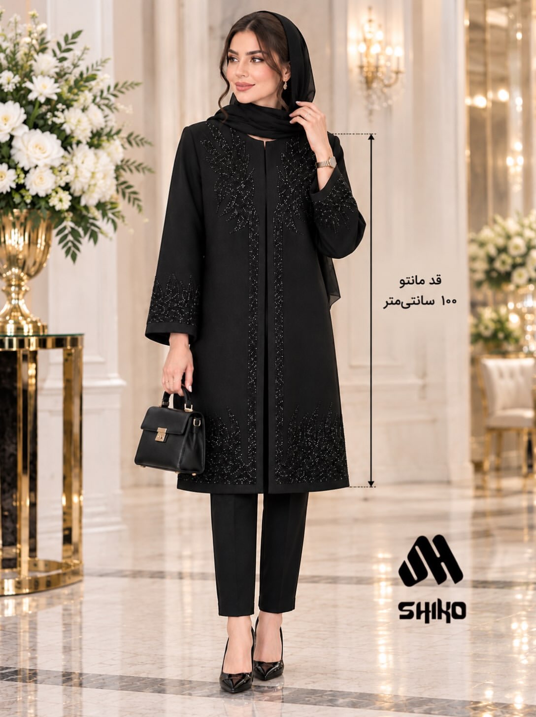 مانتو مشکی نگین‌کاری شده