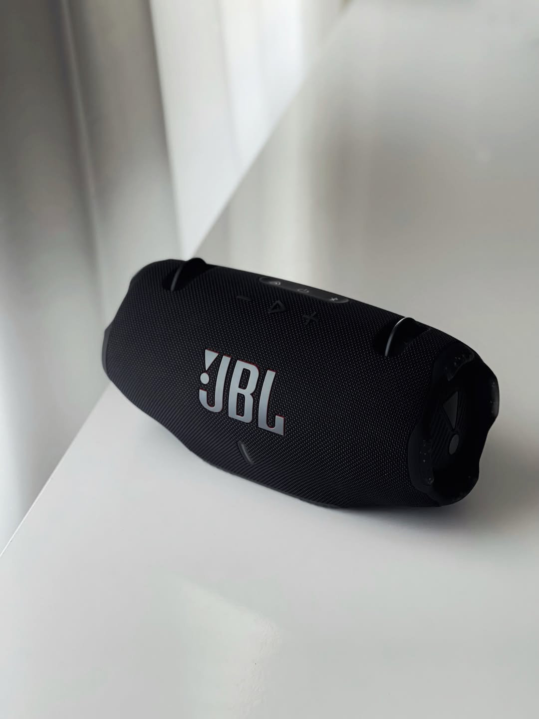 JBL Charge 4
