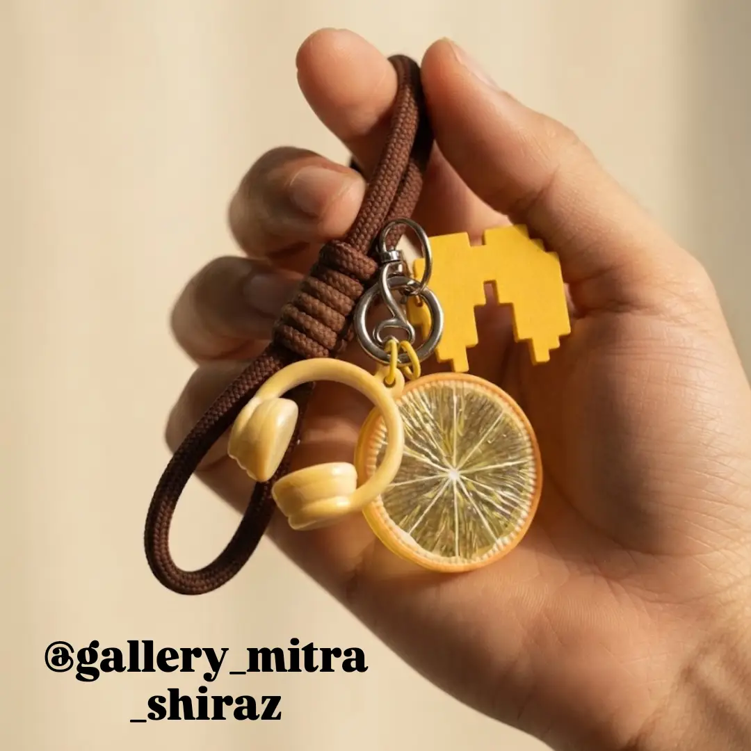 چارم با آویز ۳ بعدی
