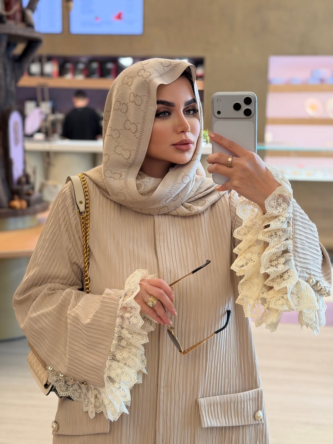 عبا آرامیس