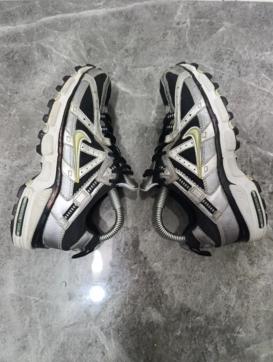 کفش ورزشی مردانه Nike