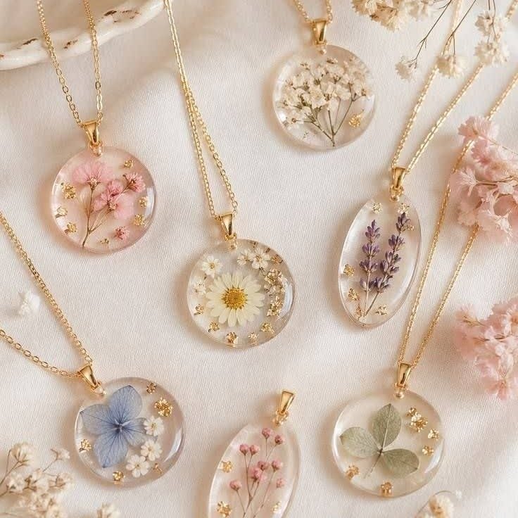 resin shop 🛍️