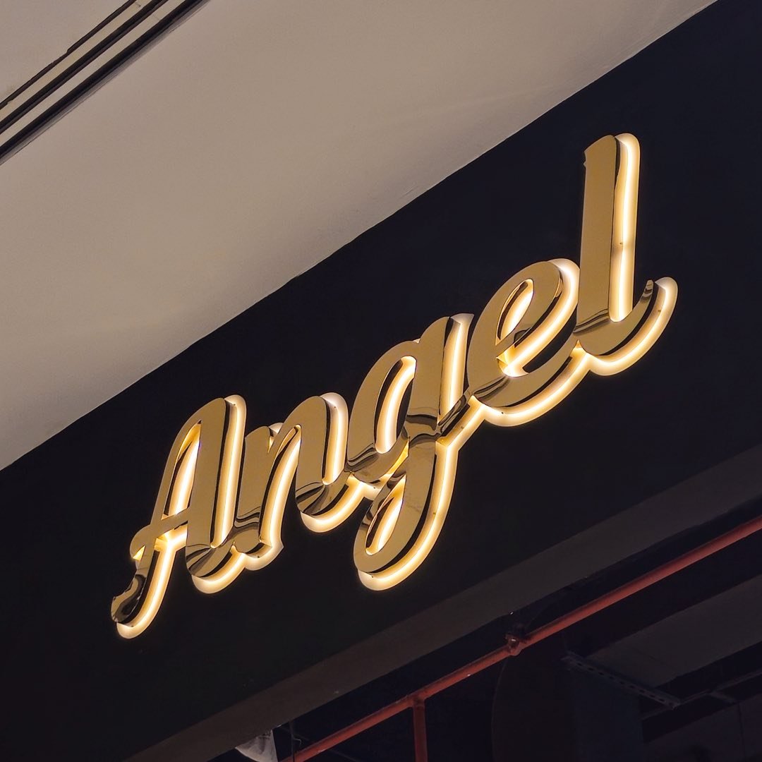 لوگوی 🧚🏻♂️ANGEL🧚🏻♀️