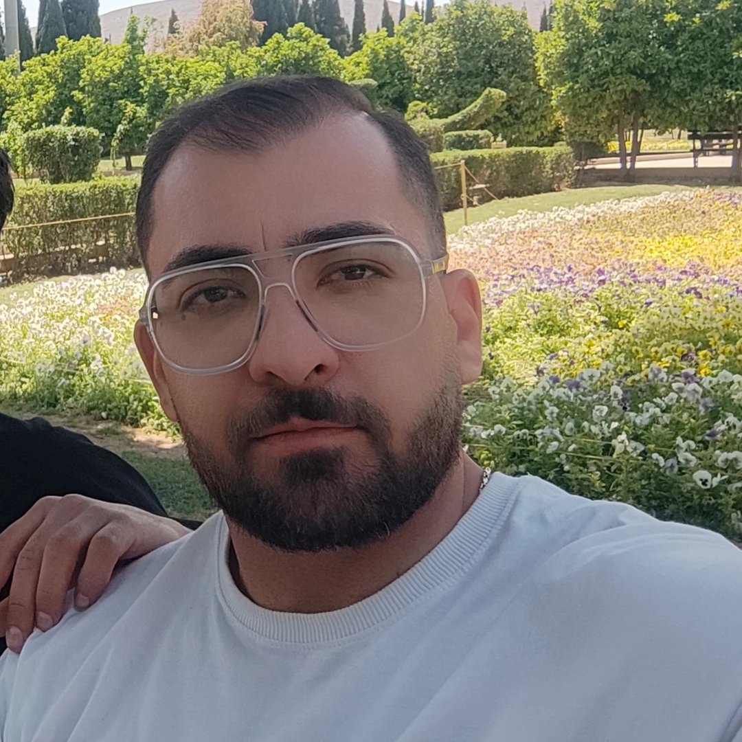 لوگوی رامین آقایی